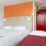 Szálloda Premiere Classe Poitiers Futuroscope - *