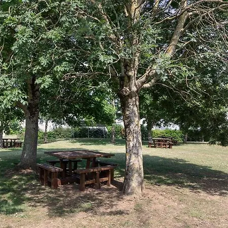 Отель Premiere Classe Poitiers Futuroscope - Чассенеуил-Ду-Поитоу