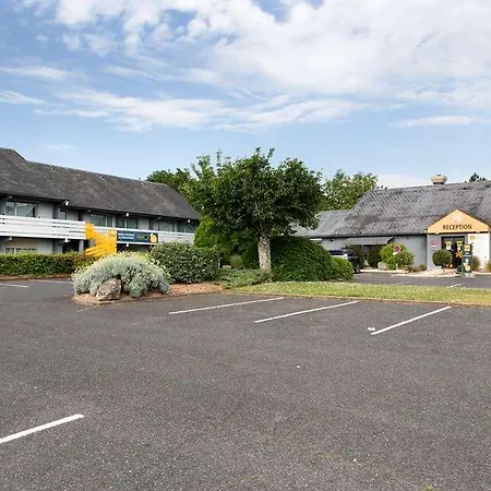 Отель Premiere Classe Poitiers Futuroscope - *