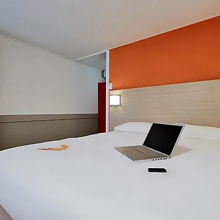 Premiere Classe Poitiers Futuroscope - Отель
