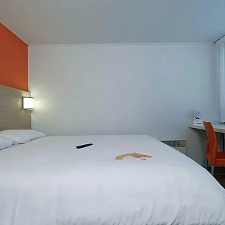 Premiere Classe Poitiers Futuroscope - Hotel *