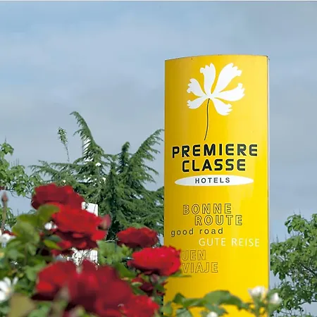 Premiere Classe Poitiers Futuroscope - *