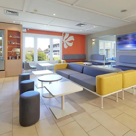 Premiere Classe Poitiers Futuroscope - Hotel