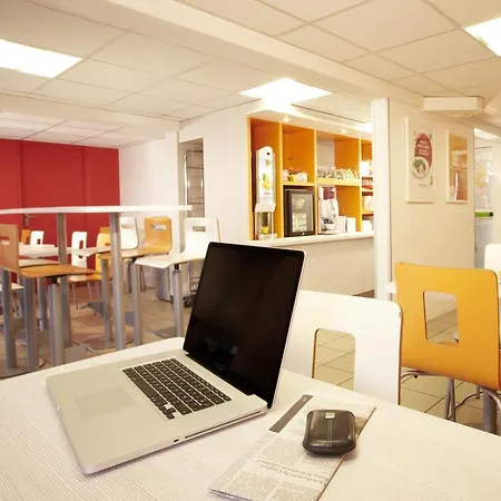 Premiere Classe Poitiers Futuroscope - Hotel Chasseneuil-du-Poitou