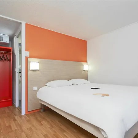 Premiere Classe Poitiers Futuroscope - Hotel