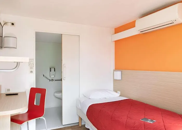 Premiere Classe Poitiers Futuroscope - Hotell Chasseneuil-du-Poitou