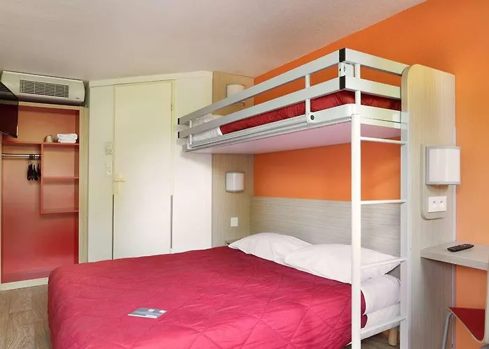 Premiere Classe Poitiers Futuroscope - Hotell *