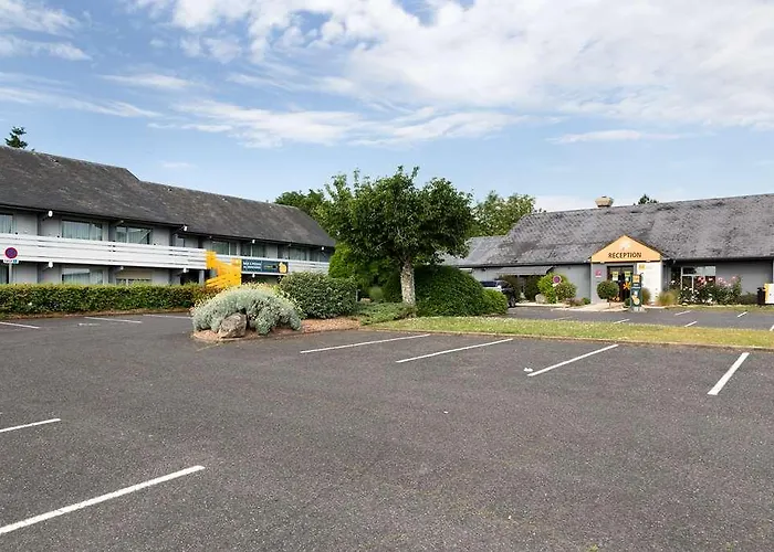 Hotell Premiere Classe Poitiers Futuroscope - *