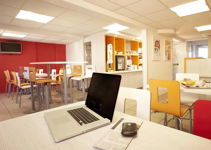 Premiere Classe Poitiers Futuroscope - Hotell Chasseneuil-du-Poitou