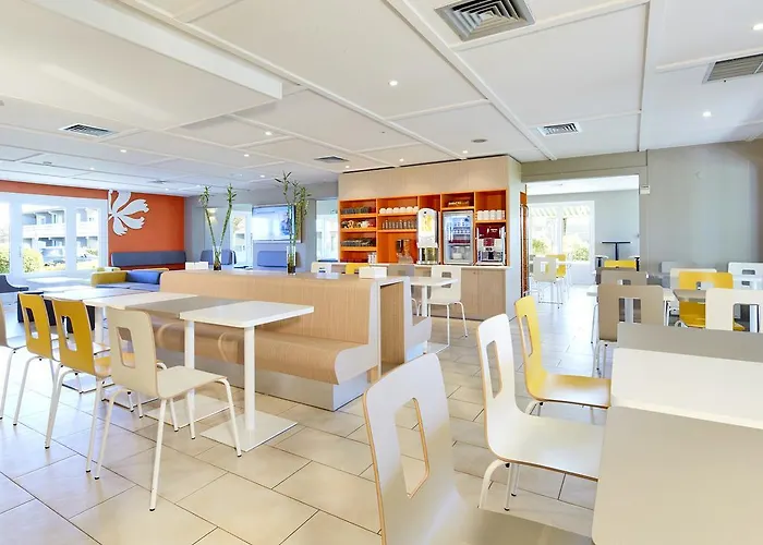 Hotel Premiere Classe Poitiers Futuroscope - *