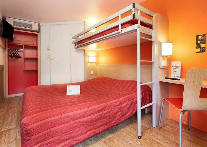 Hotel Premiere Classe Poitiers Futuroscope - *