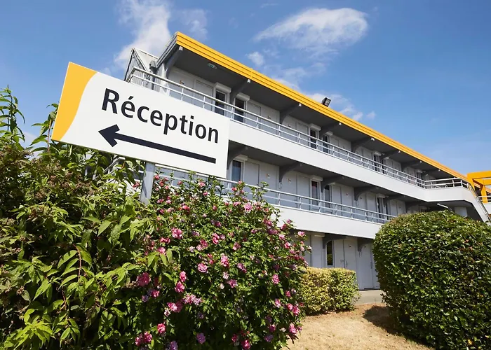 Hotell Premiere Classe Poitiers Futuroscope - *